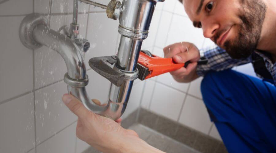 Professional same day plumber services in Fairview, MI